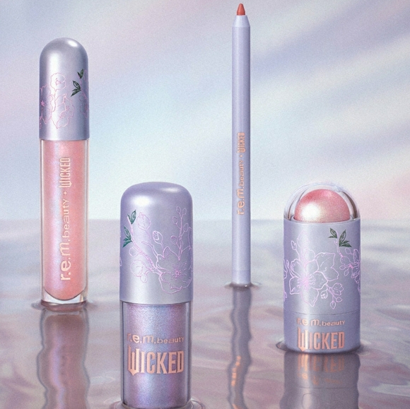 4PC💫Set Need💫BNIB LE REM Beauty X Wicked 4PC GLINDA Makeup Set! SOLDOUT!$65Ret - Picture 7 of 15